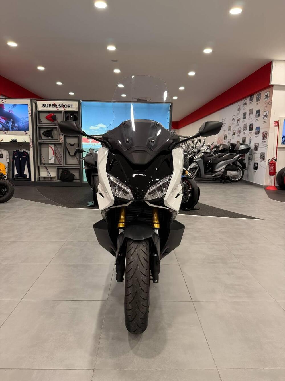 Honda Forza 750 DCT Urban (2021 - 24) (5)