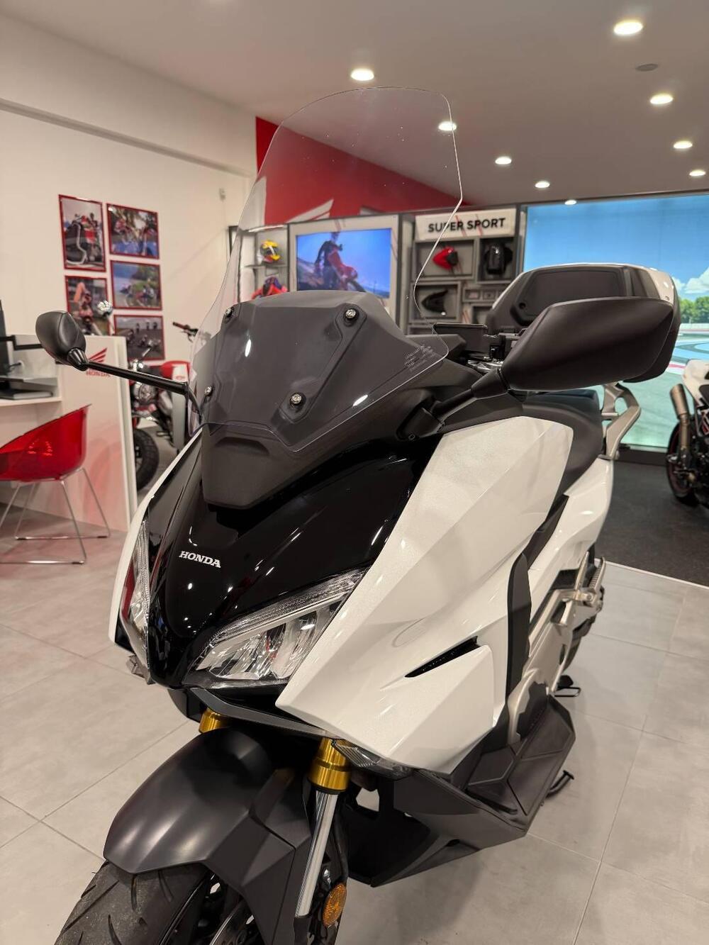 Honda Forza 750 DCT Urban (2021 - 24) (2)