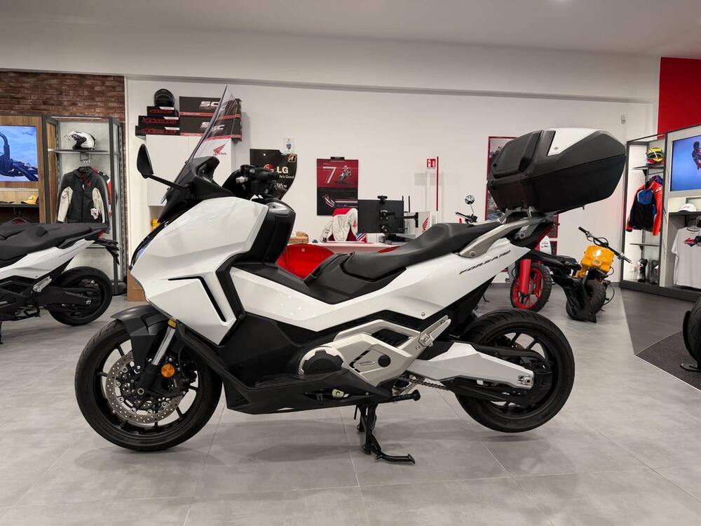 Honda Forza 750 DCT Urban (2021 - 24) (3)