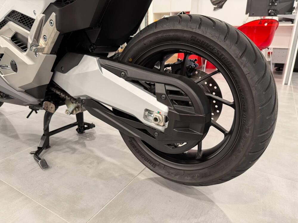 Honda Forza 750 DCT Urban (2021 - 24) (13)