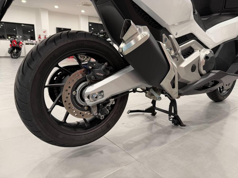 Honda Forza 750 DCT Urban (2021 - 24) (14)