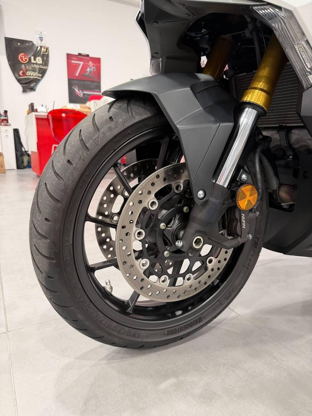 Honda Forza 750 DCT Urban (2021 - 24) (12)