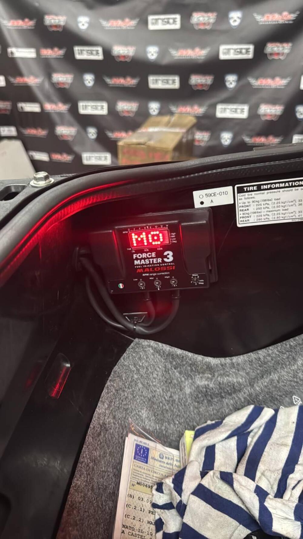 Yamaha T-Max 530 Black Max ABS (2012 - 14) (6)