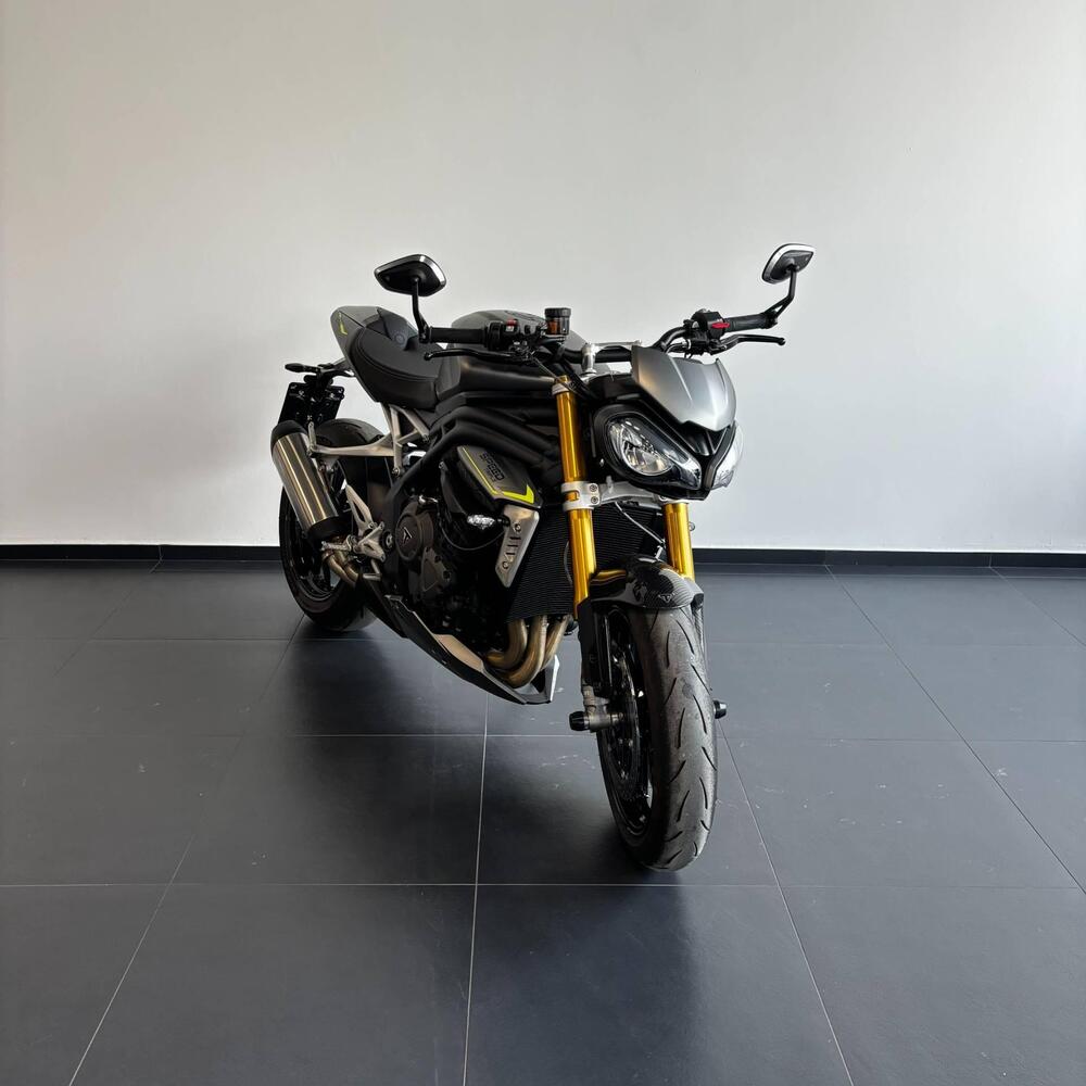 Triumph Speed Triple 1200 RS (2021 - 24) (2)