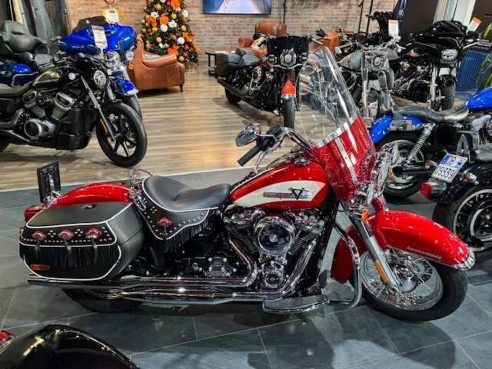 Harley-Davidson Hydra-Glide Revival (2024 - 25) (2)