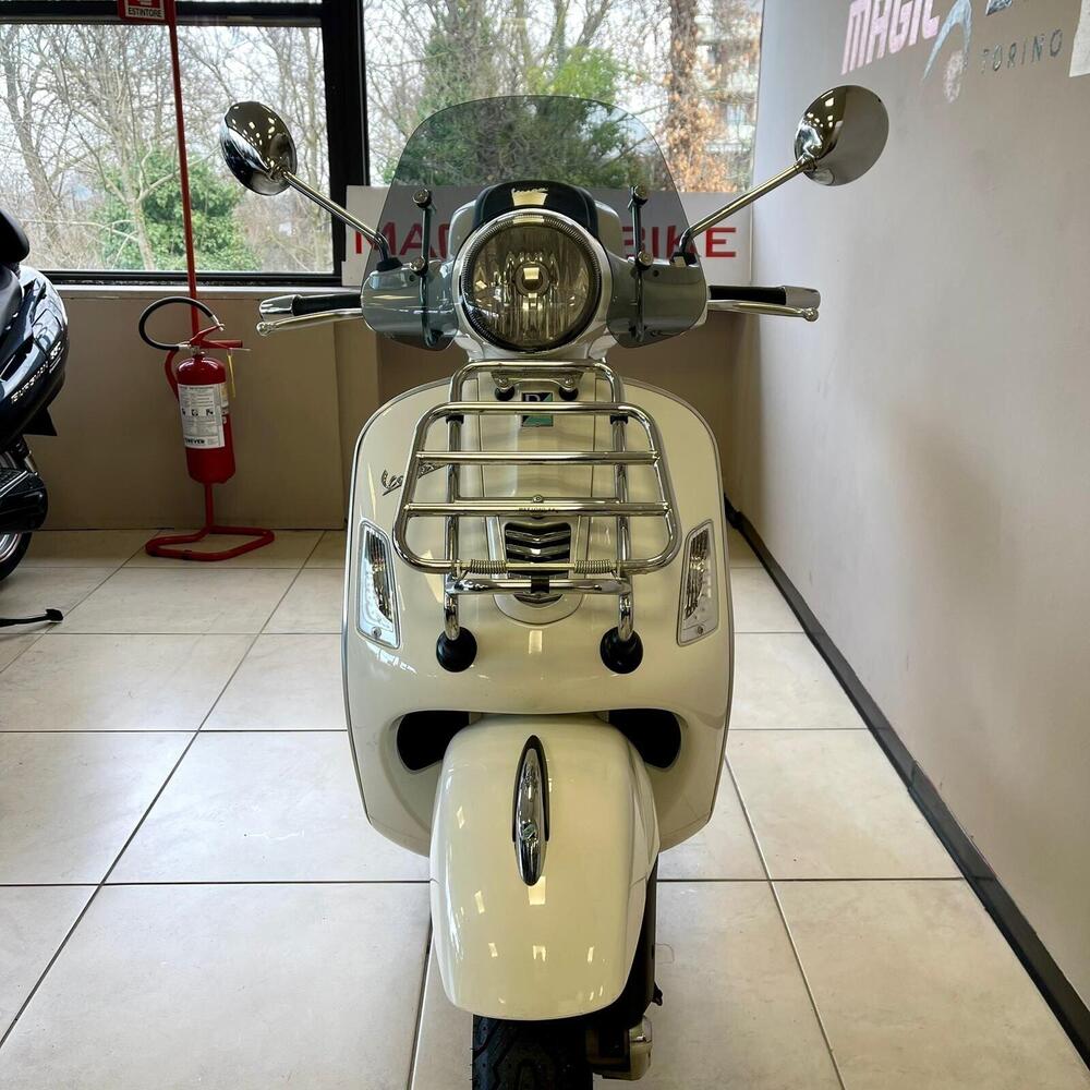 Vespa GTS 300 ABS (2014 - 16) (4)