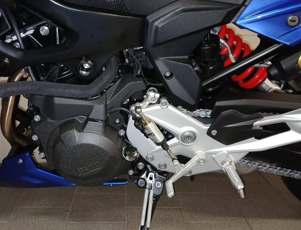 Bmw F 900 R (2025) (5)