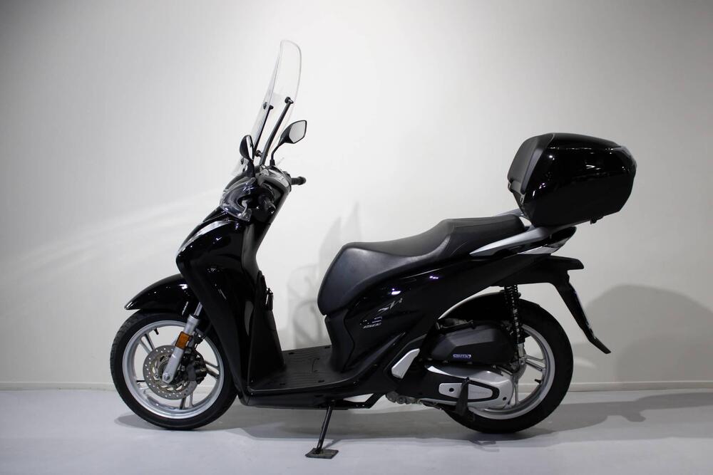 Honda SH 150i (2020 - 23) (4)