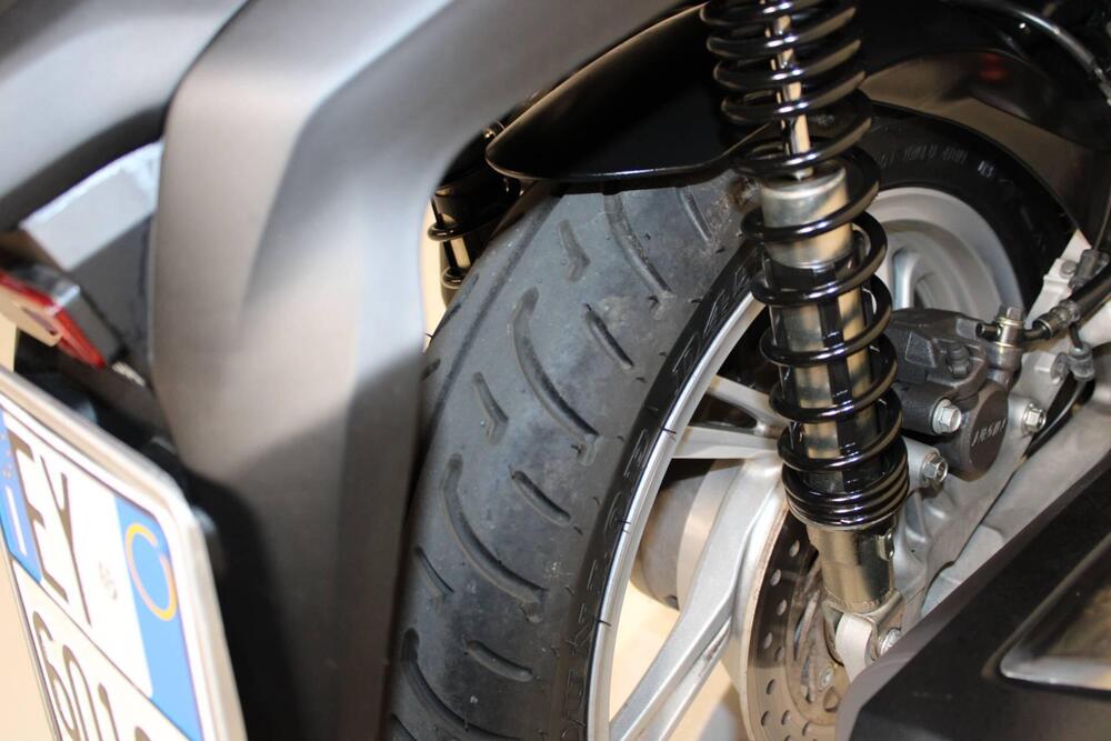 Honda SH 150i (2020 - 23) (7)