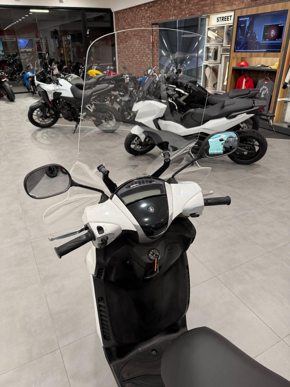 Yamaha Xenter 125 (2011 - 14) (8)