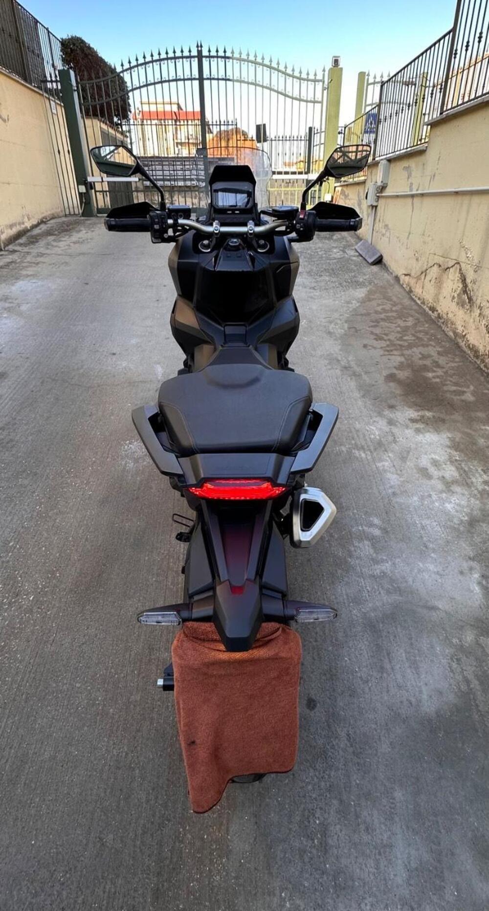 Honda X-ADV 750 DCT (2021 - 24) (6)