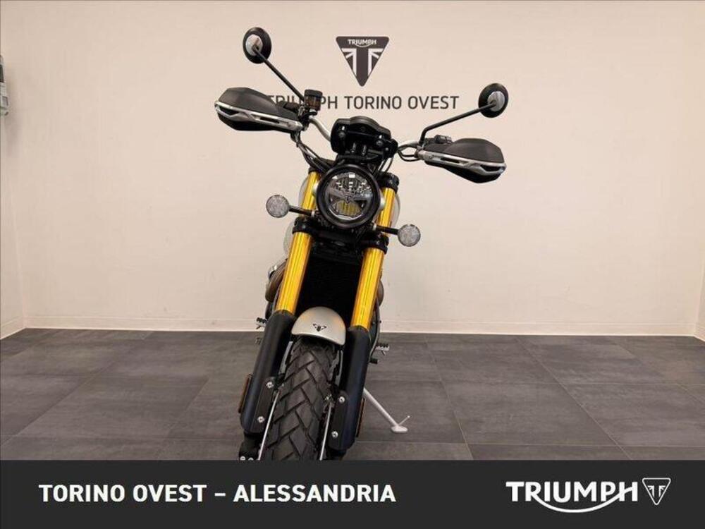 Triumph Scrambler 1200 XE (2021 - 23) (2)