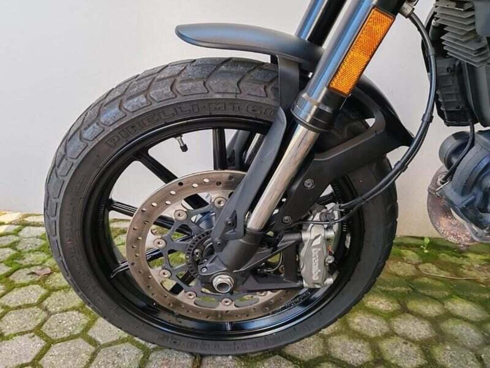 Ducati Scrambler 800 Icon Dark (2020) (5)