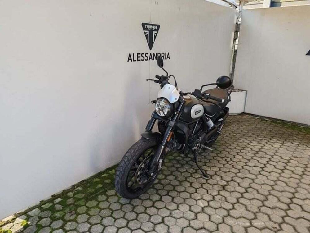 Ducati Scrambler 800 Icon Dark (2020) (2)