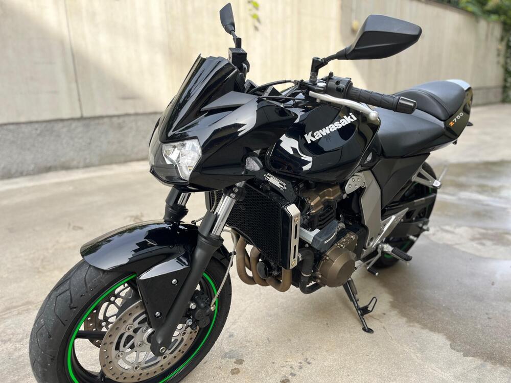 Kawasaki Z 750 (2003 - 06) (4)
