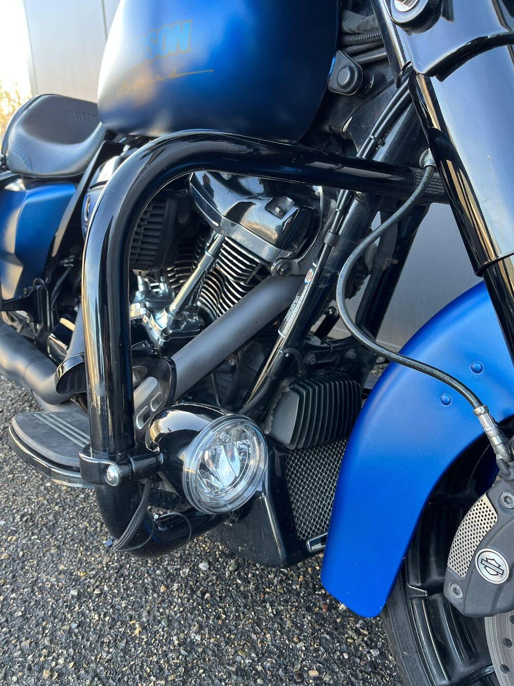 Harley-Davidson 107 Street Glide Special (2017 - 19) - FLHXS (6)