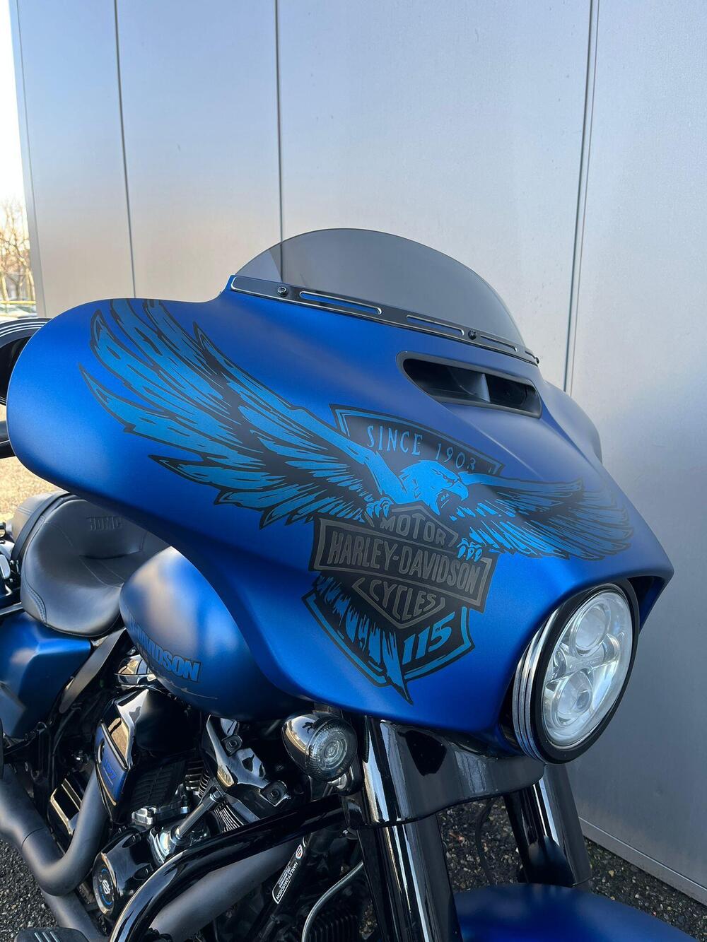 Harley-Davidson 107 Street Glide Special (2017 - 19) - FLHXS (3)