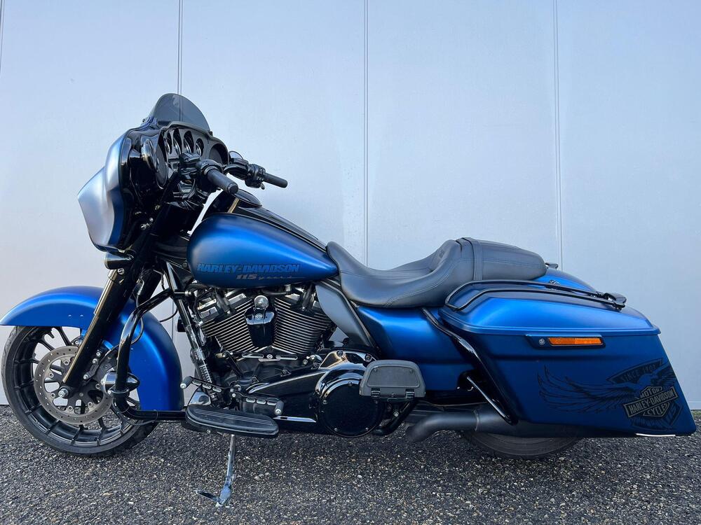 Harley-Davidson 107 Street Glide Special (2017 - 19) - FLHXS (18)
