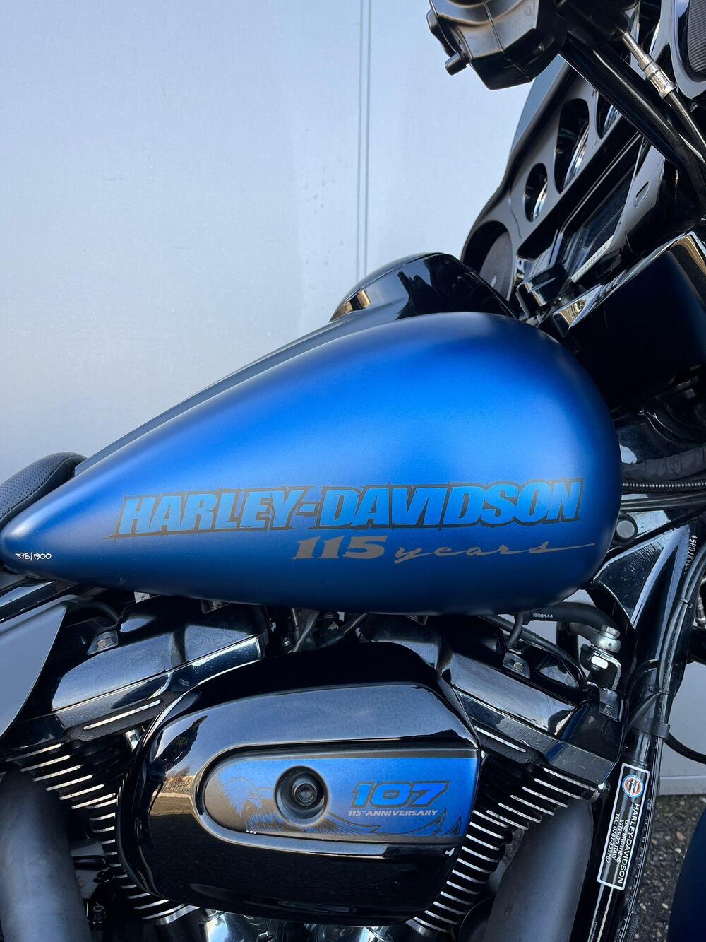 Harley-Davidson 107 Street Glide Special (2017 - 19) - FLHXS (9)