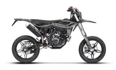 Betamotor RR 125 4T Motard T - X Special Edition (2025) nuova