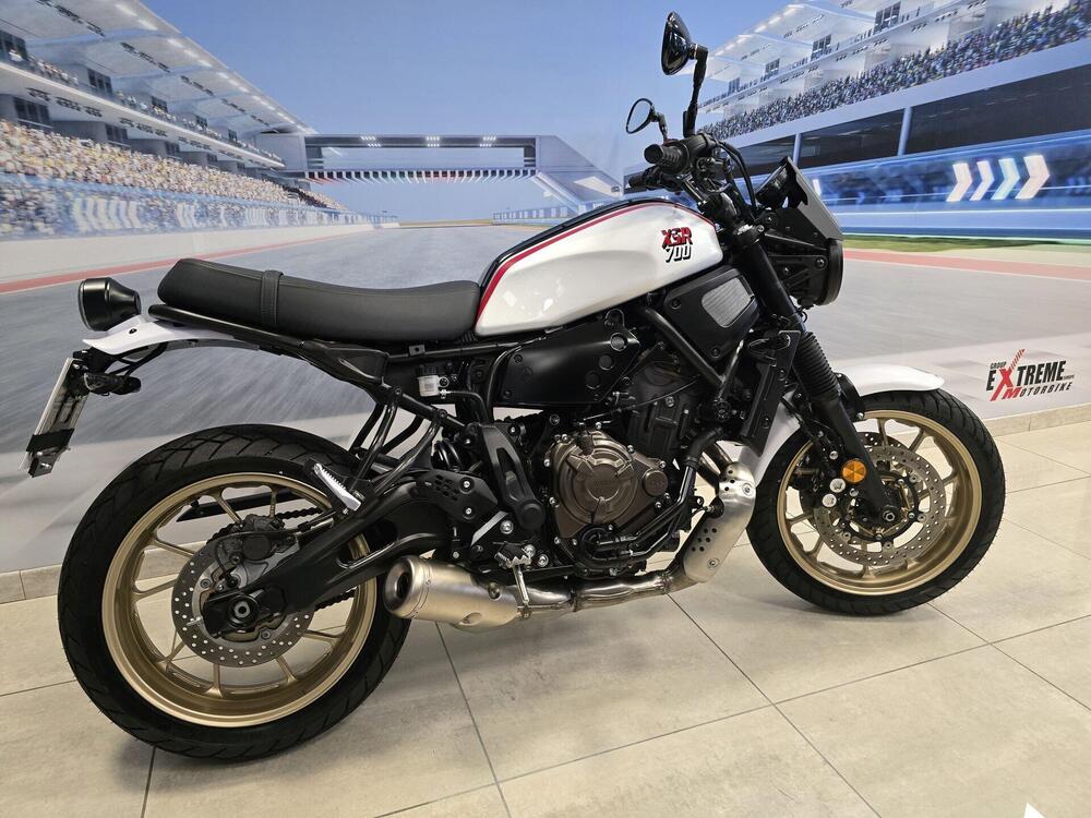 Yamaha XSR 700 XTribute (2022 - 24) (18)