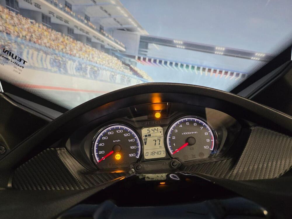 Suzuki Burgman 400 (2022 - 24) (12)