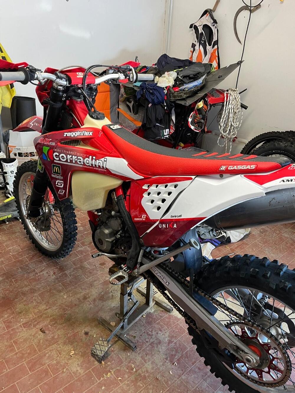 GASGAS EC 250 F (2021) (2)