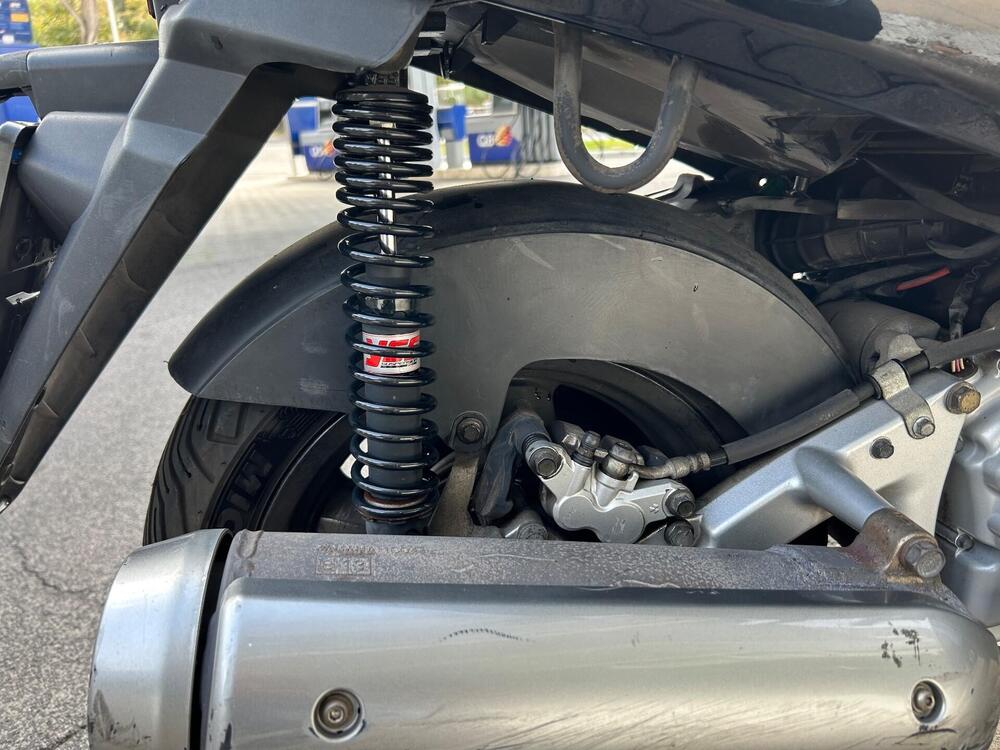 Yamaha X-Max 250 (2007 - 09) (11)