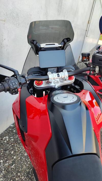 MV Agusta LXP Enduro Veloce (2024 - 25) usata