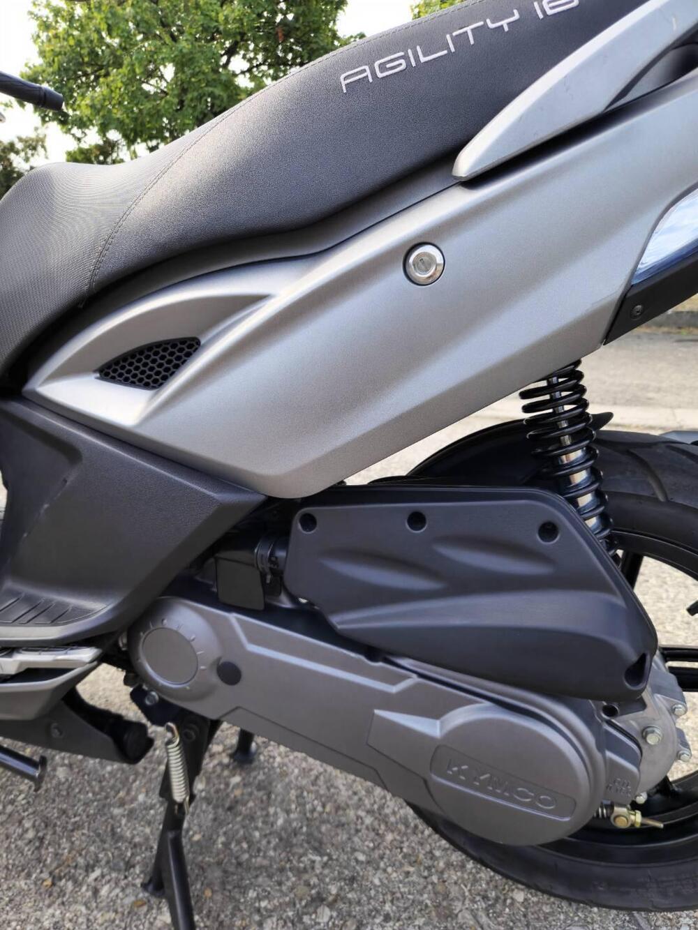 Kymco Agility 50 R16 + (2021 - 25) (12)