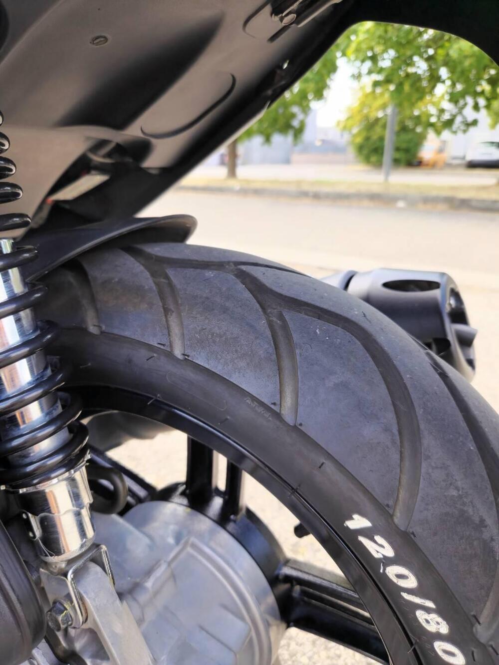 Kymco Agility 50 R16 + (2021 - 25) (13)