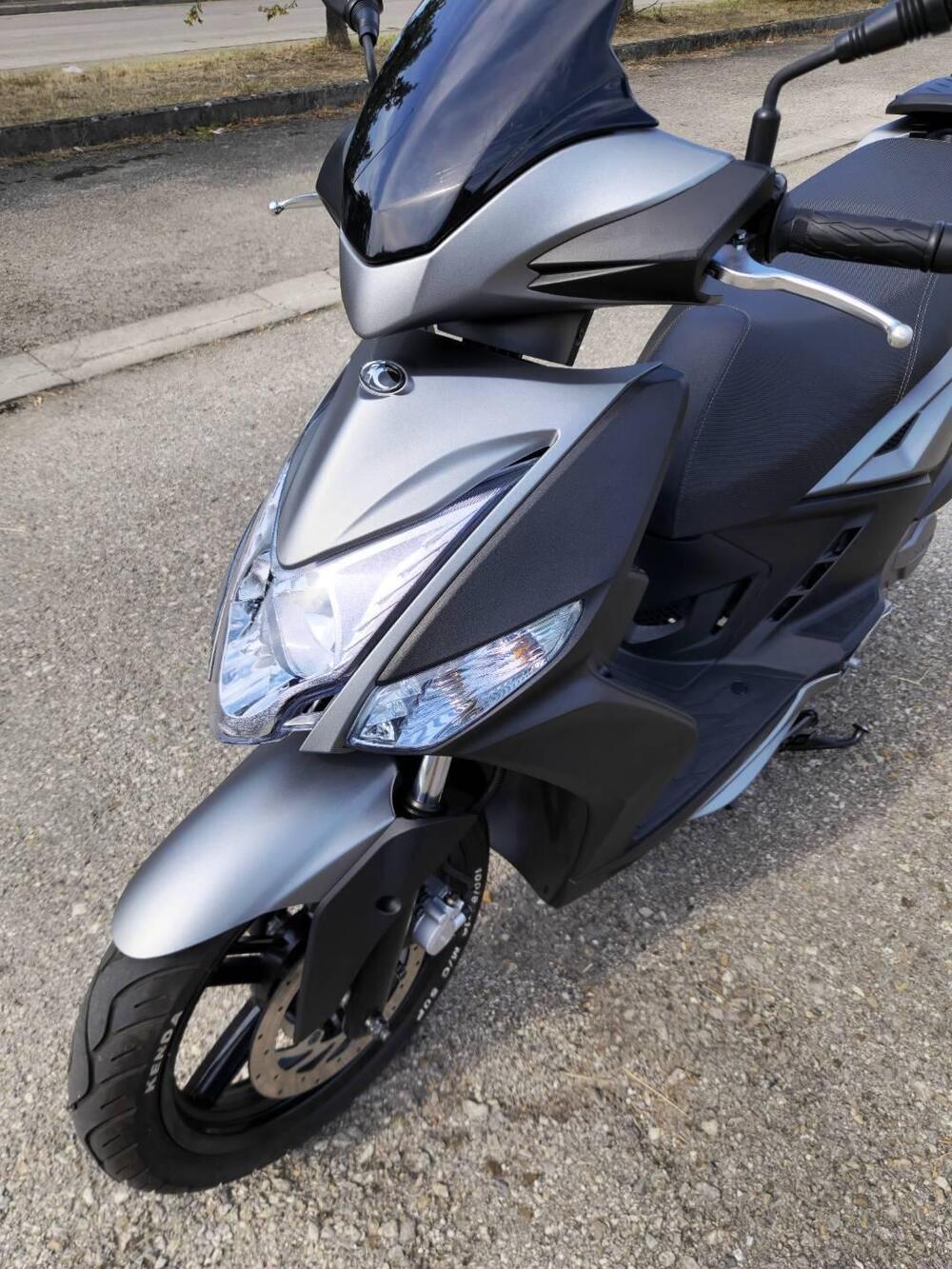 Kymco Agility 50 R16 + (2021 - 25) (16)