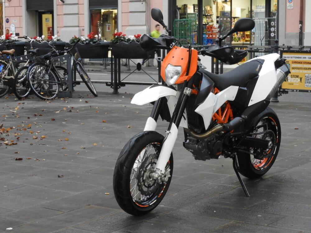 KTM 690 SMC (2008- 11) (3)