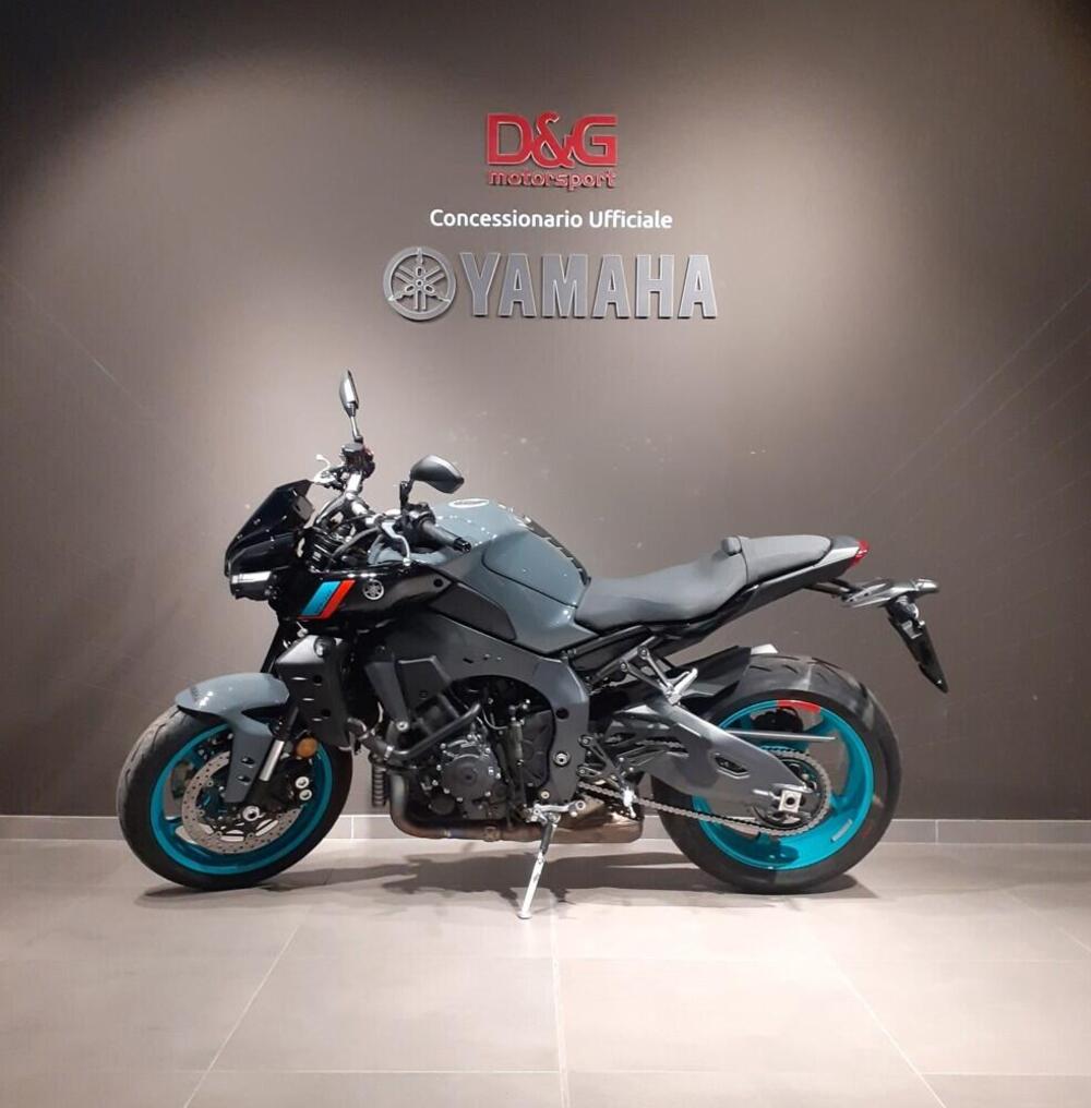 Yamaha MT-10 (2022 - 25) (4)