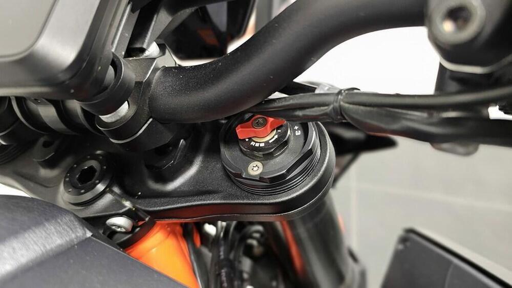 KTM 1390 Super Duke R EVO (2024 - 26) (9)