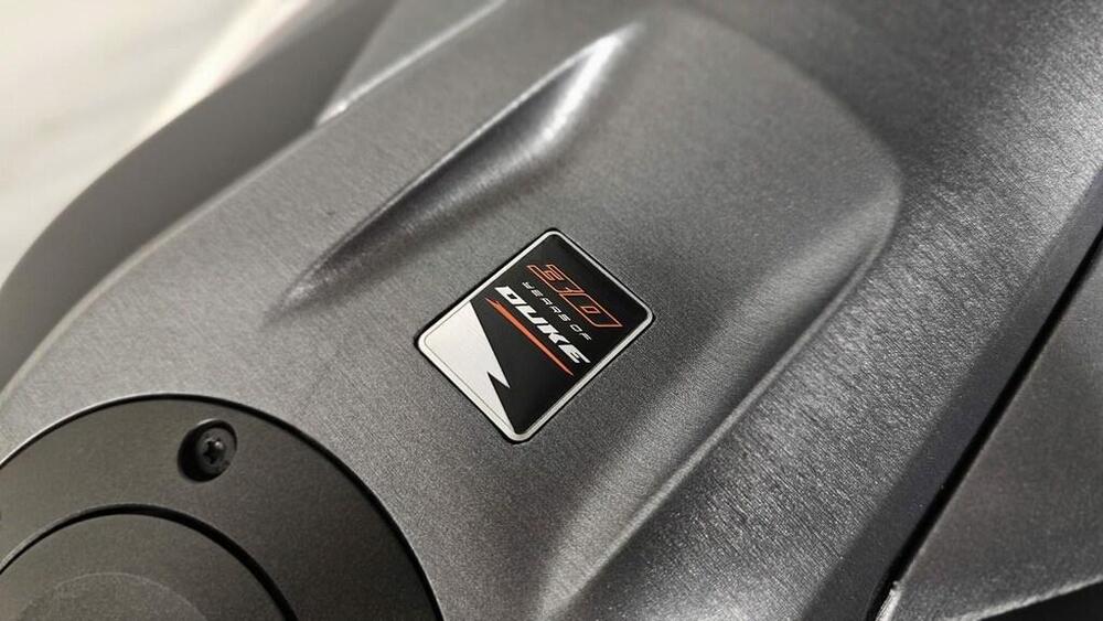 KTM 1390 Super Duke R EVO (2024 - 26) (2)