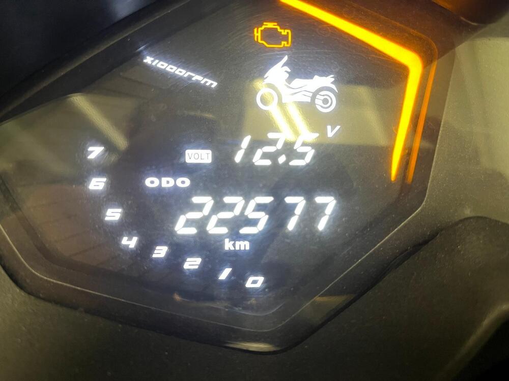 Kymco AK 550 (2017 - 19) (6)