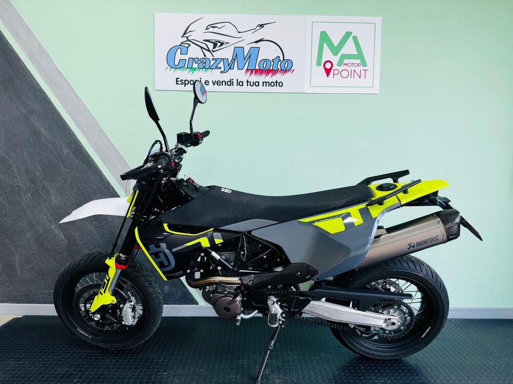 Husqvarna 701 Supermoto (2023 - 25) (2)