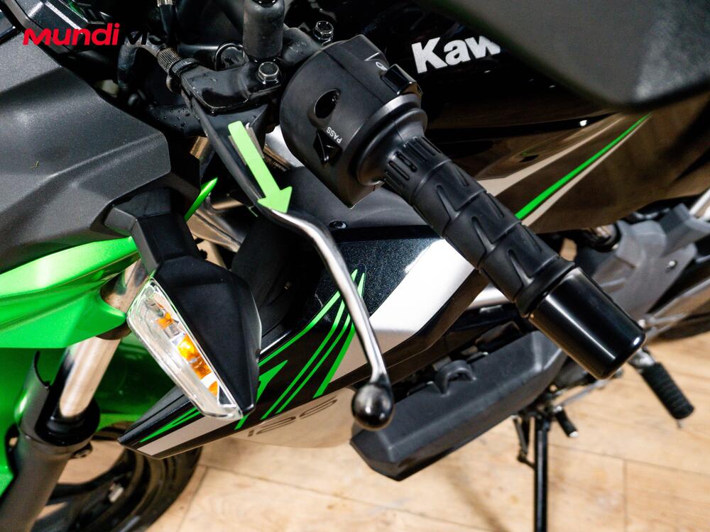 Kawasaki Z 1000 ABS (2014 - 16) (19)