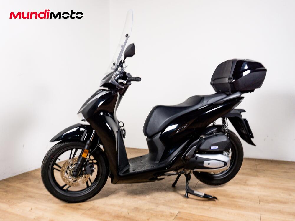 Honda SH 125i (2024 - 25) (8)