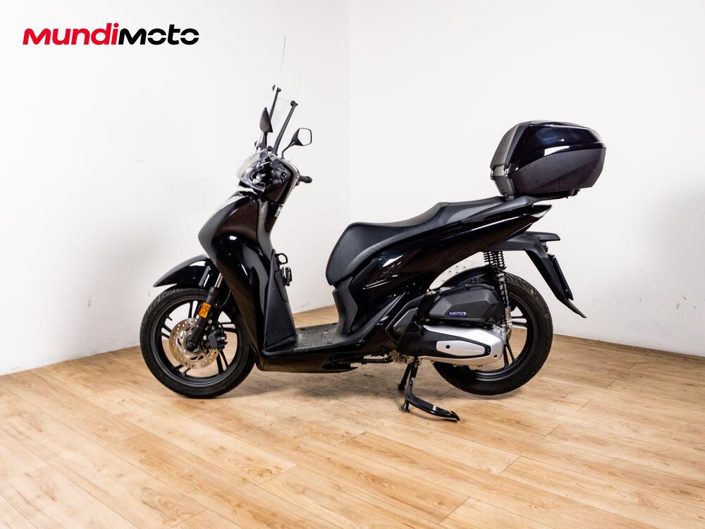 Honda SH 125i (2024 - 25) (6)