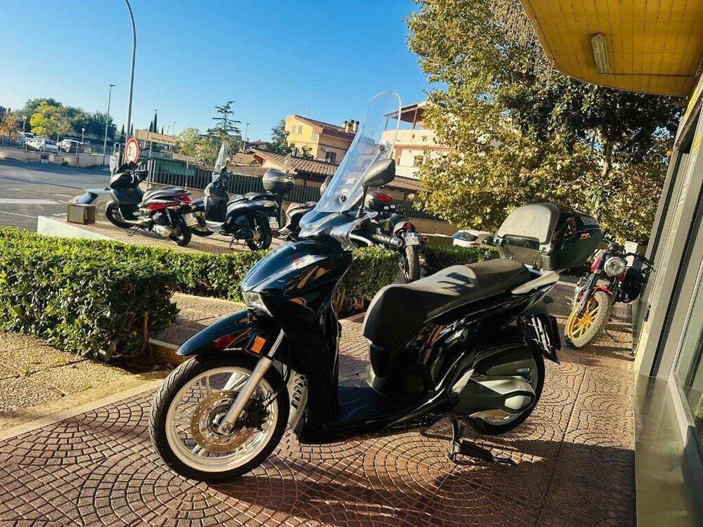 Honda SH 350 (2021 - 24) (8)