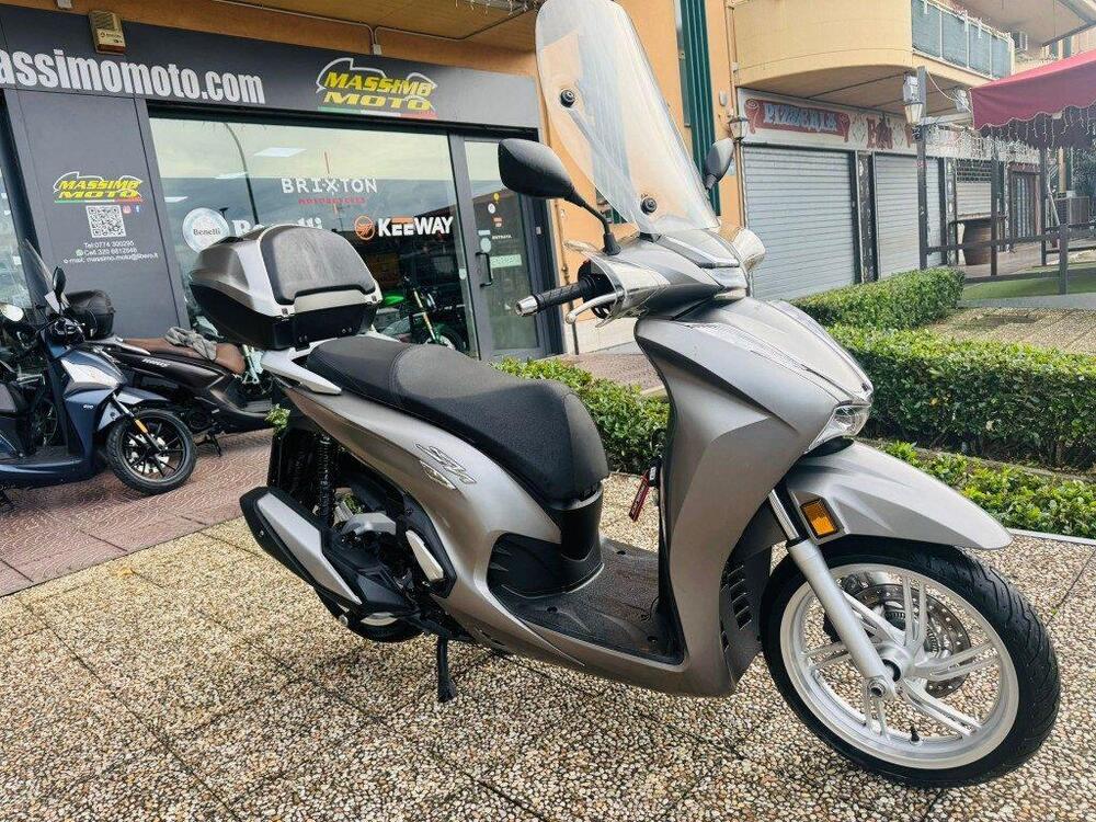 Honda SH 350 (2021 - 24) (2)