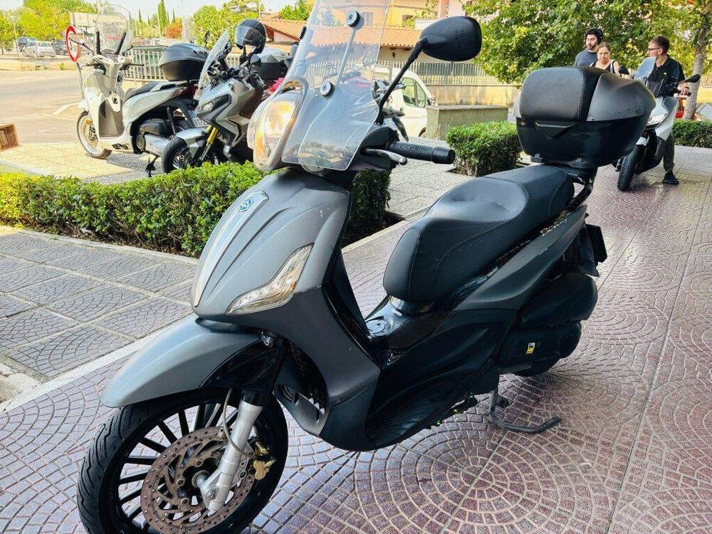Piaggio Beverly 300 i.e. (2010 - 16) (11)