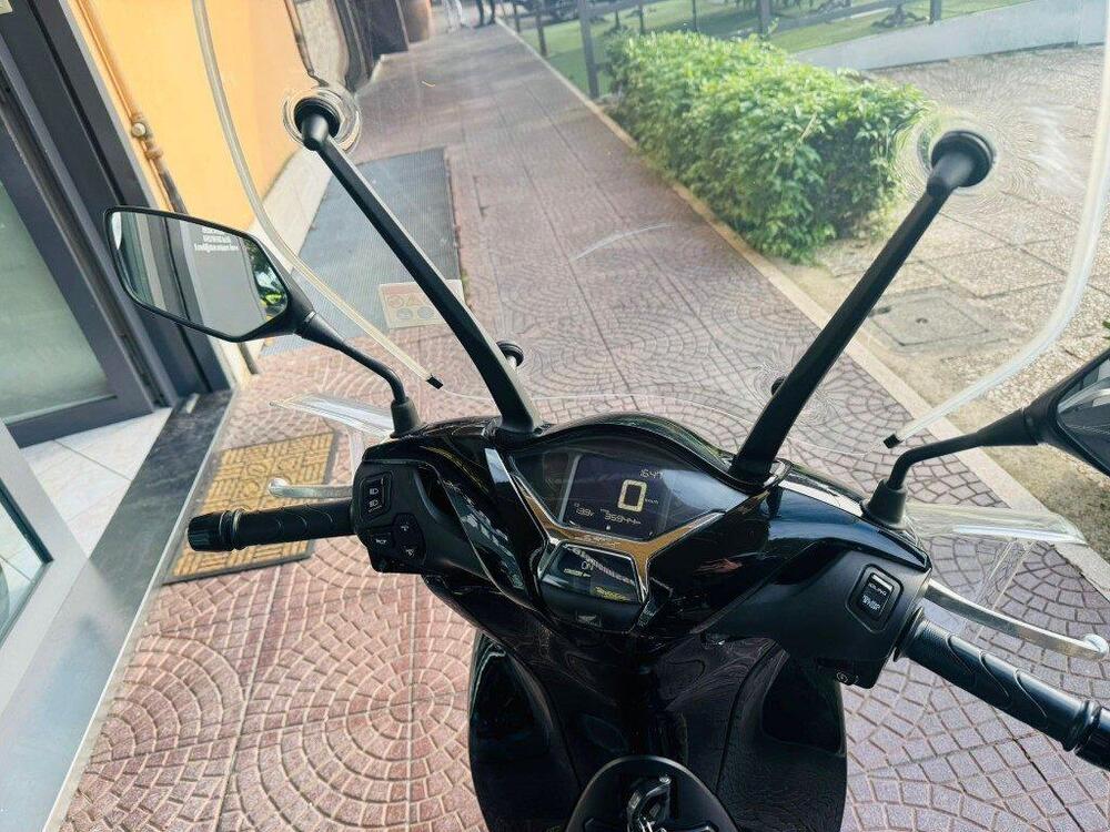 Honda SH 150i (2020 - 23) (8)