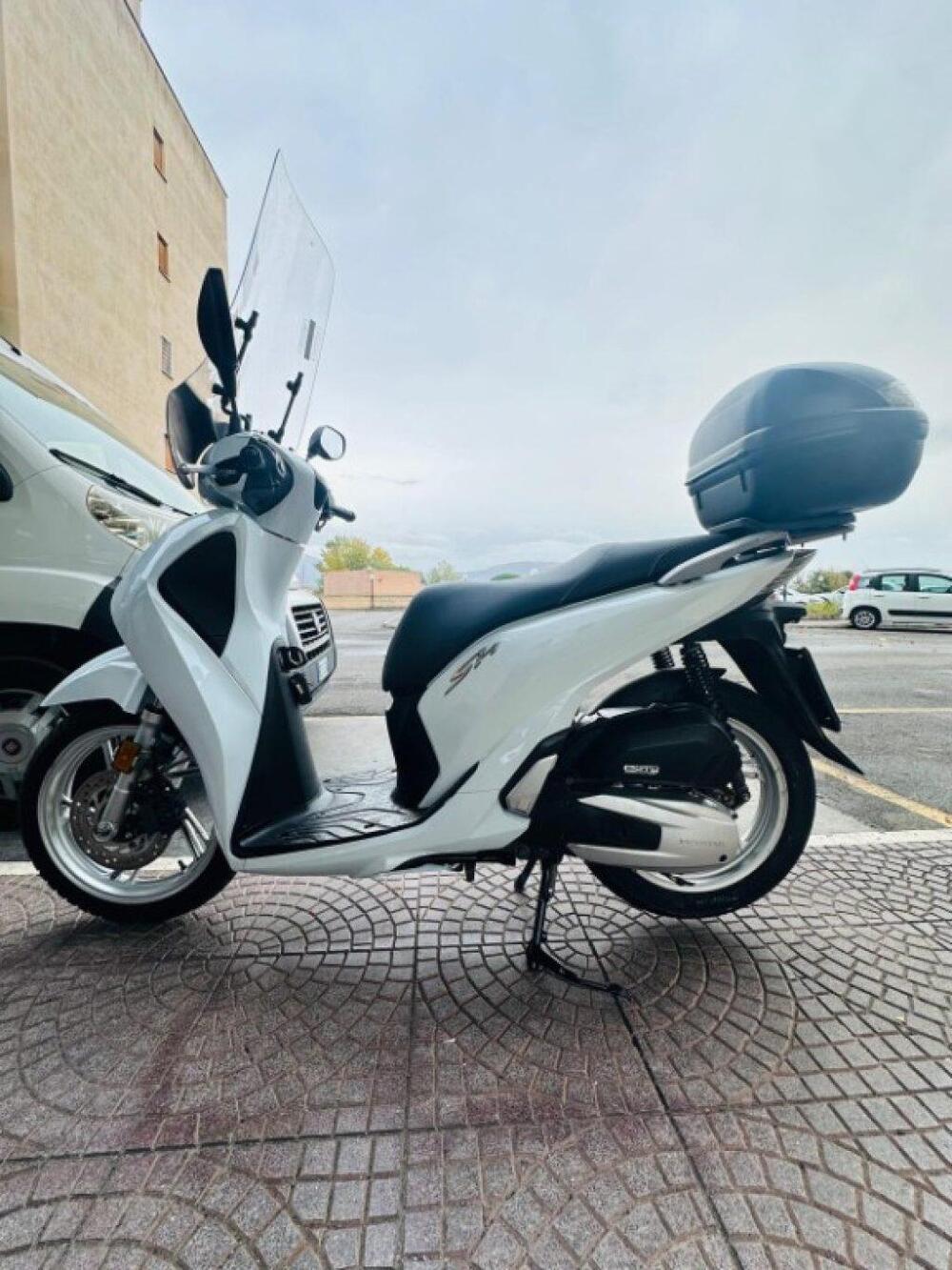 Honda SH 150 i (2017 - 19) (11)