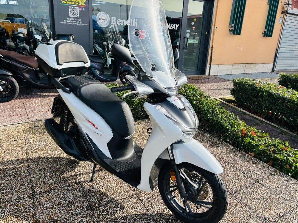 Honda SH 150i (2024 - 25) (9)