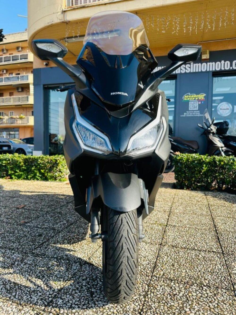 Honda Forza 350 (2022 - 24) (9)