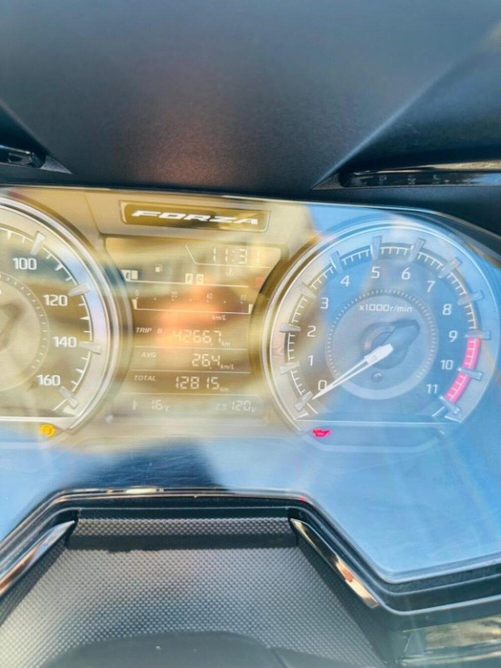 Honda Forza 350 (2022 - 24) (4)