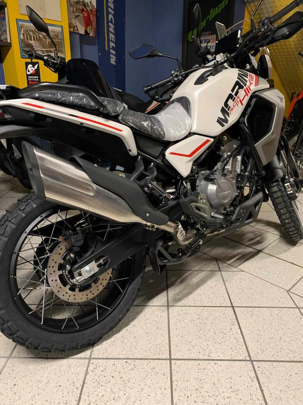 Moto Morini Allthrike 450 (2025) (2)